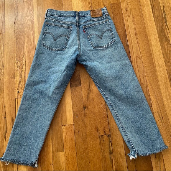 Levi’s Wedgie fit cropped jeans size 27 - Picture 5 of 6